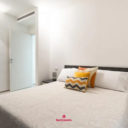 Barirooms - Flat 25 *