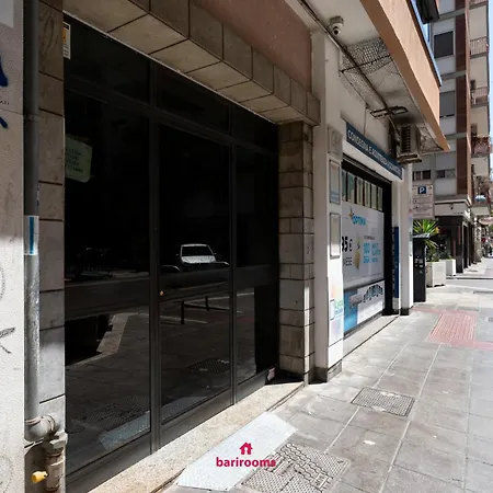 Barirooms - Flat 25 * バーリ