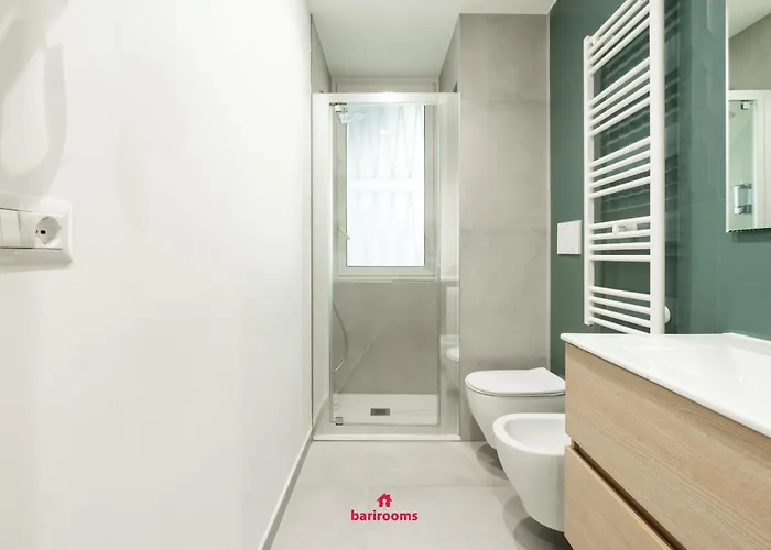 Barirooms - Flat 25 *